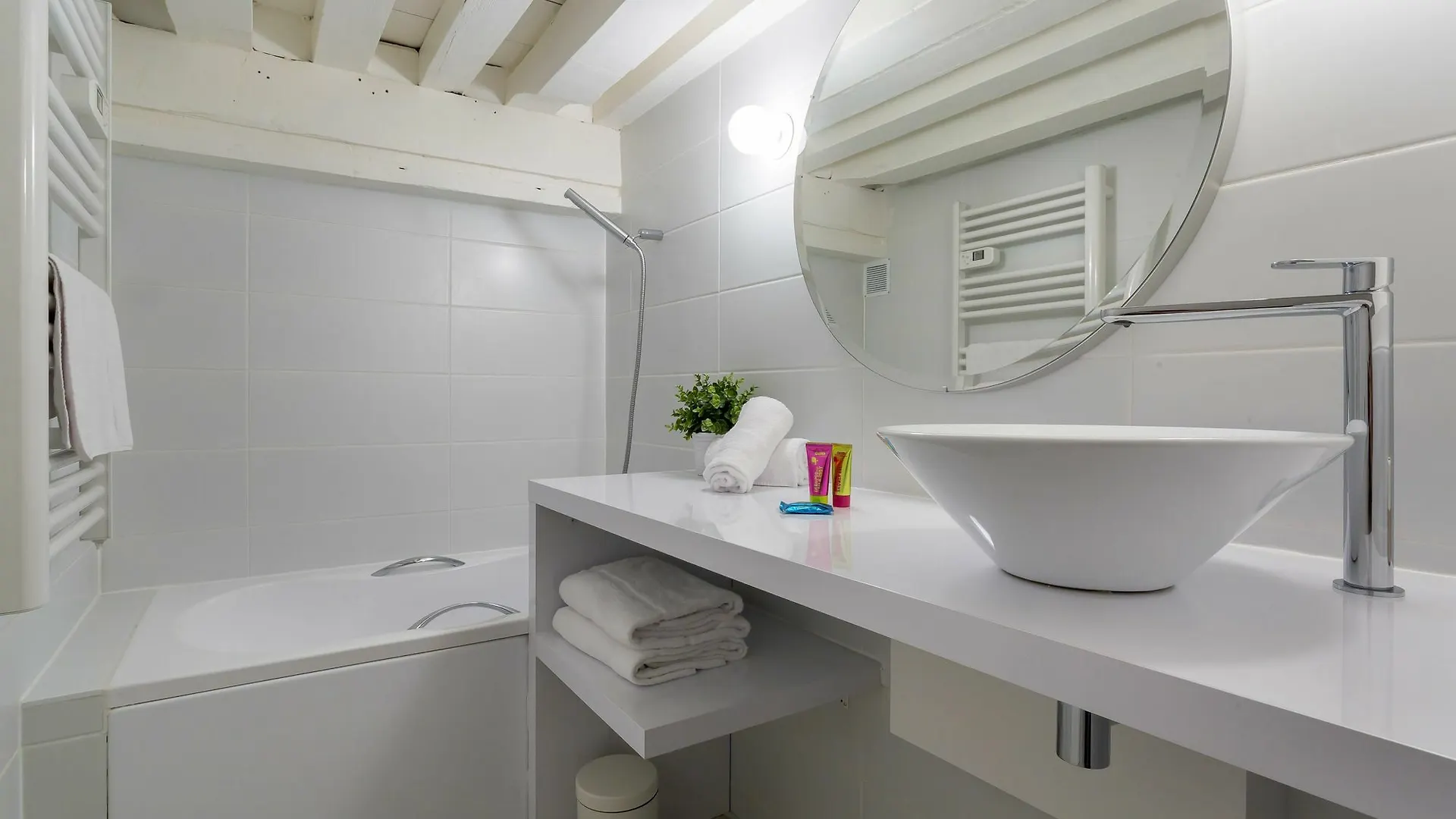 Like Home - Opera Lyon Apartment